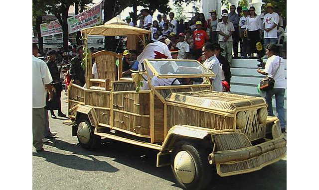 bamboo car01.jpg