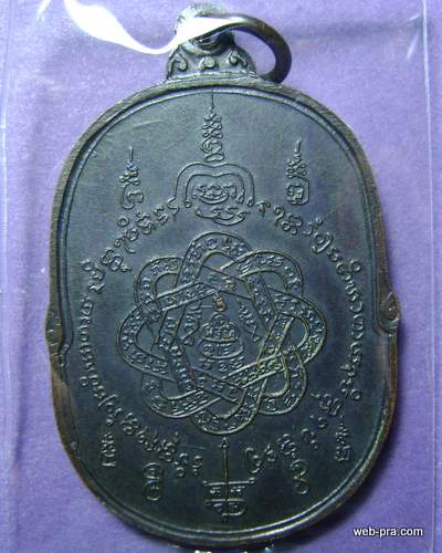 132695-2.jpg