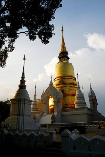 เจดีย์สวนดอก ปรับ.jpg