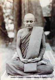 หลวงพ่อชา.jpg