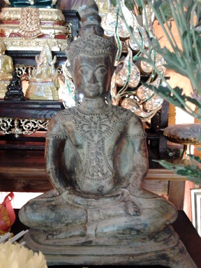 พระทรงเครื่อง.jpg