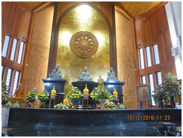 หลวงตามหาบัวฯ.jpg