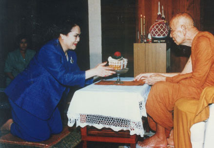 หลวงปู่เทสก์ เทสรังสี 10.jpg