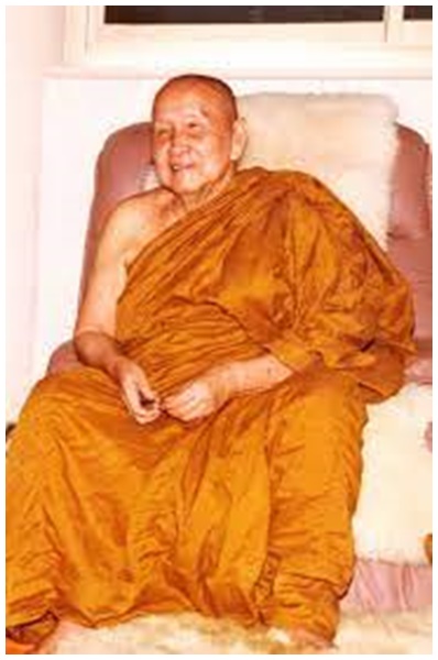 1หลวงปู่สิม พุทฺธาจาโร (2).jpg