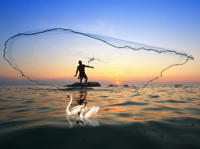 throwing-fishing-net-sunrise-29432892.jpg